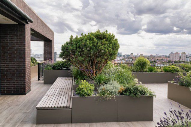 Aluminium Metal planters top floor